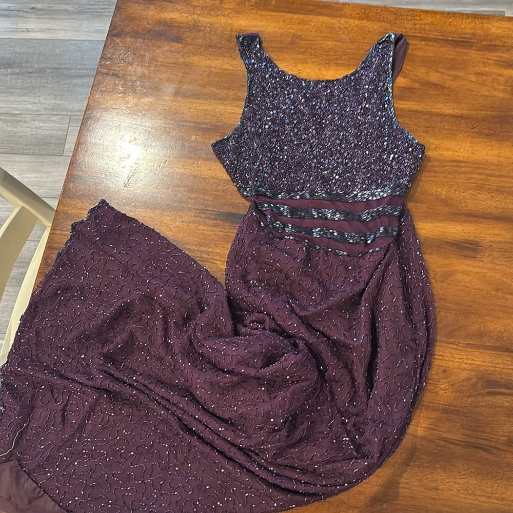 Laurence Kazar sequin purple formal gown size medium silk